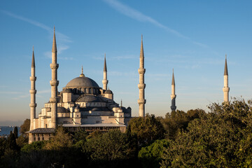 Fototapeta na wymiar View of the Blue Mosque, also called Sultan Ahmed Mosque, an Ottoman-era imperial mosque in Istanbul, Turkey, built between 1609 and 1617 under Ahmed I's rule, still functioning today.