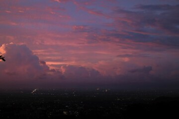 Fototapeta premium The sky was approaching dusk