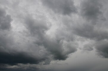 Obraz premium Zachmurzone niebo