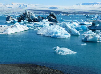 Iceland diamond beach glacial lake Jokulsarlon lagoon with icebergs, ice floes. 