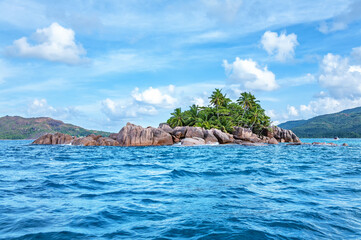 Obraz premium Island St. Pierre near Island Praslin, Indian Ocean, Republic of Seychelles.