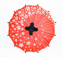 桜の花びらの柄が綺麗な和傘　日本　切り抜き素材