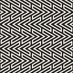 Vector seamless pattern. Repeating geometric elements. Stylish monochrome background design.