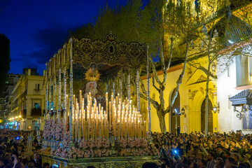 Obraz premium palio de María Santísima de La O en la semana santa de Sevilla