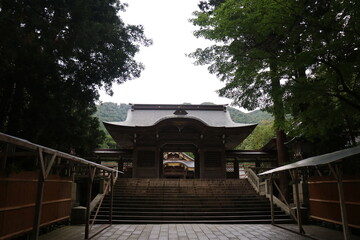 越後国一宮　彌彦神社 新潟県西蒲原郡弥彦村弥彦 © おたどん