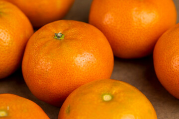 cleaning and preparing ripe tangerines for cooking