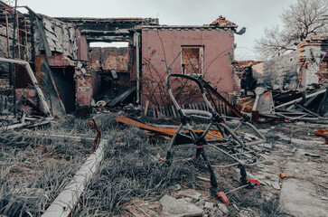 Fototapeta na wymiar street of the damaged city without people in Ukraine