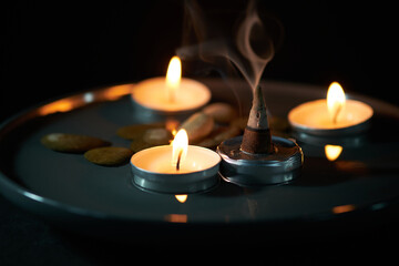 Aromatic incense and smoke for relaxation