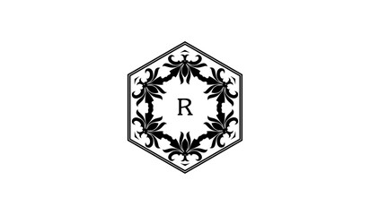 Luxury Round Frame Alphabetical Logo