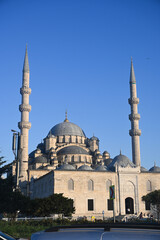 Fototapeta na wymiar New Mosque in Istanbul.