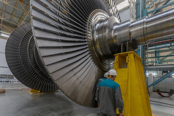 Steam turbine rotor in a factory workshop. © Елена Бионышева-Абра