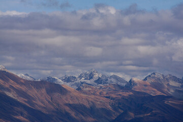 Obraz premium Clouds over the mountains