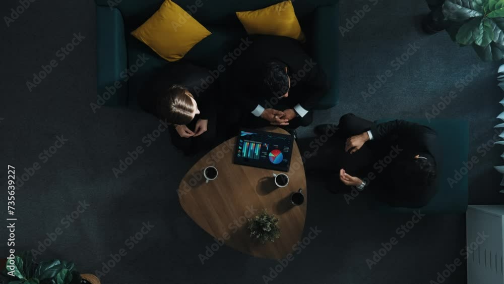 Poster top down aerial view of business people making agreement about collaborate business and shaking hand