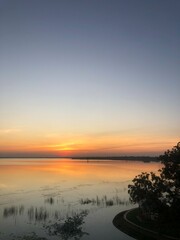 Fototapeta na wymiar Sunset at the reservoir