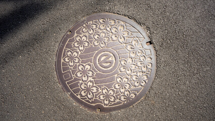 桜のマンホール Cherry blossoms manhole