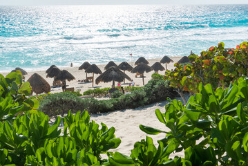 playa delfines - playa publica en cancun riviera maya
