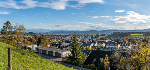 Bassersdorfpanorama mit Bergsicht
