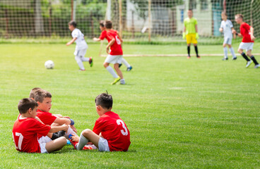 Obraz premium Kids soccer waiting