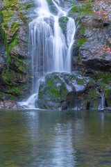 Fototapeta na wymiar yalova double waterfall yellow leaves water flow in autumn