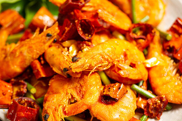 fried shrimp with garlic and chili