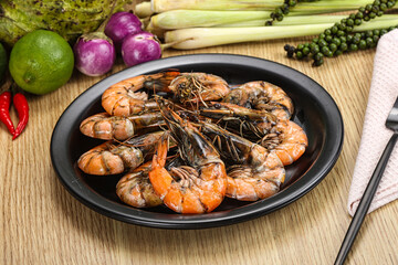 Boiled big tiger fresh shrimp