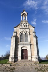 Fototapeta na wymiar Chapel of mont Brouilly in Beaujolais, France