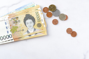 韓国の通貨、ウォンKRW（紙幣と硬貨）
