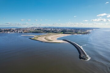 Bridging the Sunlit Waves: A Majestic Sea Meeting With Foz Do Douros Iconic Bridge