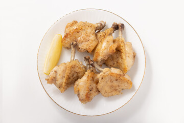 骨付きチキンの塩焼き（手羽先の下処理済み）