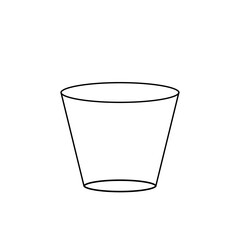 シンプルな透明の小さめのコップ