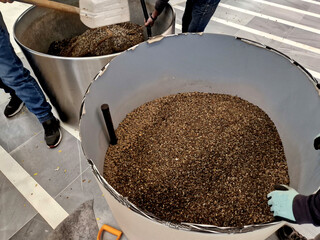 large flowerpots on pallets for transplanting plants, trees. heavy roots and the trunk must be dug...