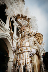 Venetian carnival mask - 737307077