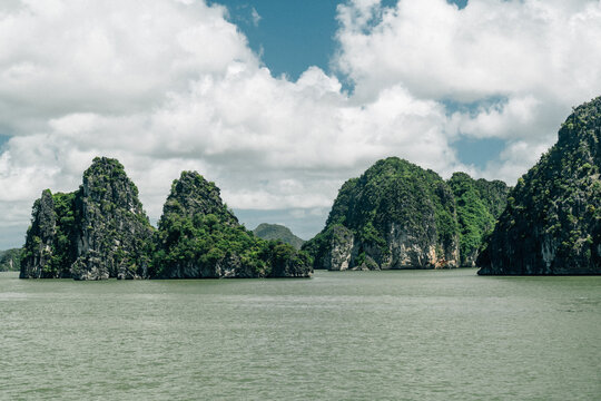 Meer und Berge in Vietnam
