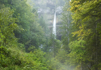 Pericnik Wasserfall, Triglav Nationalpark, Slowenien, Europa