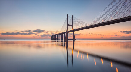 Vasco da Gama Brücke, Lissabon, Portugal
