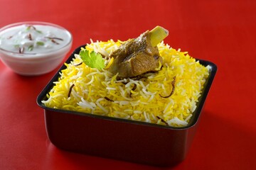 chicken biryani with gravy with spices