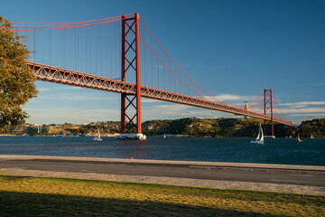 Ponte 25 de Abril, Fluss Tajo, Lissabon, Portugal