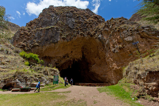 Gruta de Guagapo, est&aacute; considerada una de las m&aacute;s profundas del planeta.