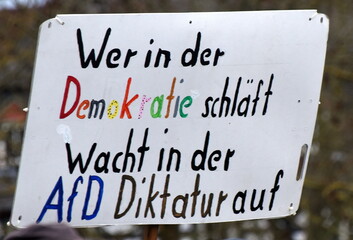Plakat auf einer Demo: 