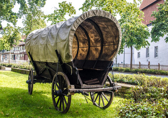 Covered wagon