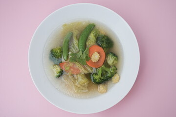 healthy clear vegetable soup