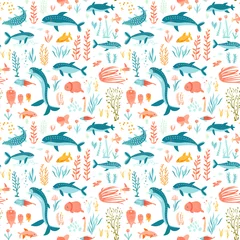 Cercles muraux Vie marine Sea life fish swimming underwater with coral reef. Seamless vector pattern sea animals, seashells, plants drawn in doodle style for kids clothing, wrapping paper