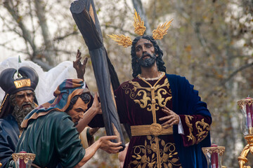 Procesión de la hermandad de la paz, semana santa de Sevilla	
