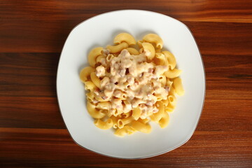 Macaroni with Carbonara Sauce