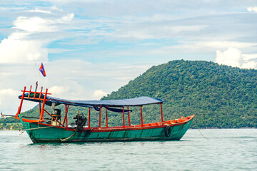 gros plan sur un bateau cambdogiens à Saracens, Koh Rong Samloem