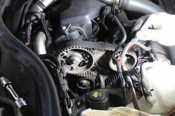 Changing the timing belt of the car