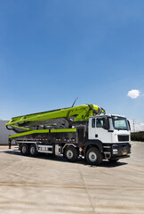 Auto concrete pump truck, advanced technology remote control