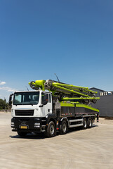Auto concrete pump truck, advanced technology remote control