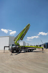 Auto concrete pump truck, advanced technology remote control