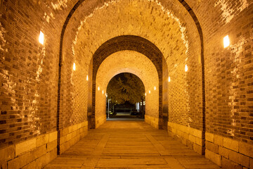 Fototapeta premium Loumen City Wall at night in Suzhou